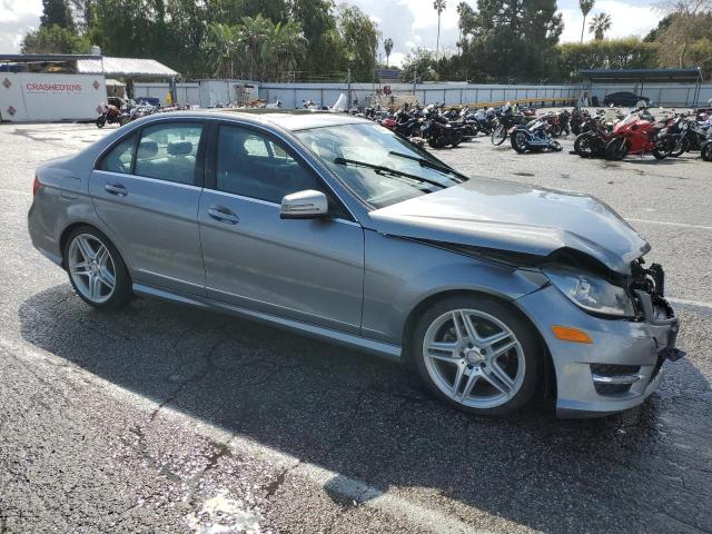 Photo 3 VIN: WDDGF4HB4DR279292 - MERCEDES-BENZ C 250 