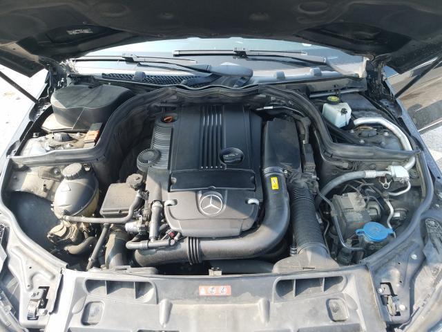 Photo 6 VIN: WDDGF4HB4DR292723 - MERCEDES-BENZ C 250 