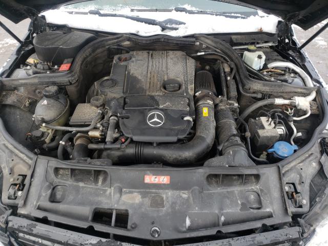 Photo 6 VIN: WDDGF4HB4DR293077 - MERCEDES-BENZ C 250 