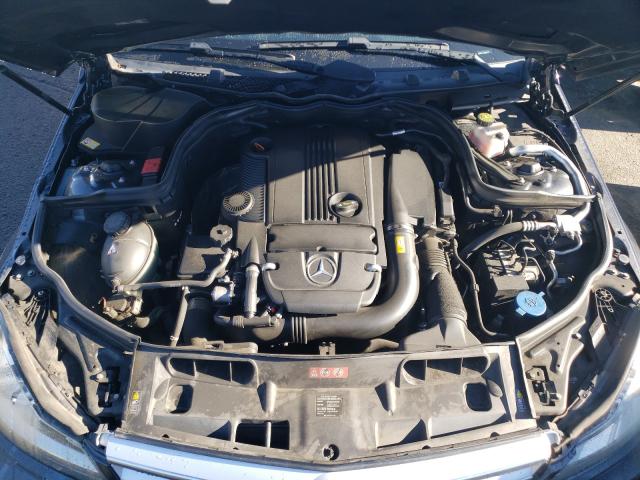 Photo 6 VIN: WDDGF4HB4DR293340 - MERCEDES-BENZ C 250 