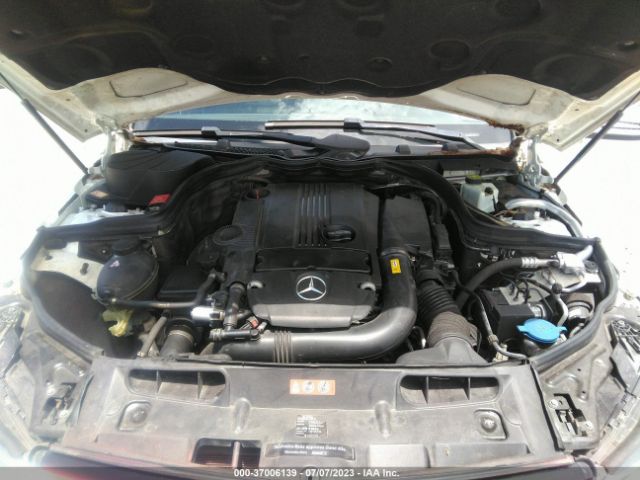 Photo 9 VIN: WDDGF4HB4EA932526 - MERCEDES-BENZ C-CLASS 