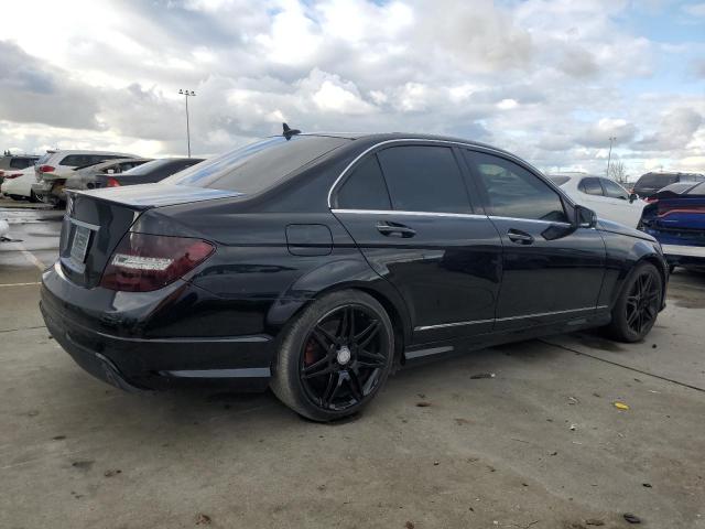 Photo 2 VIN: WDDGF4HB4EA950556 - MERCEDES-BENZ C-CLASS 