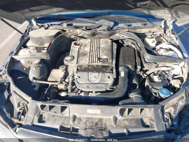 Photo 9 VIN: WDDGF4HB4EA953103 - MERCEDES-BENZ C 250 