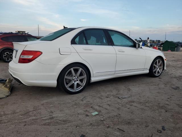 Photo 2 VIN: WDDGF4HB4EA963775 - MERCEDES-BENZ C 250 