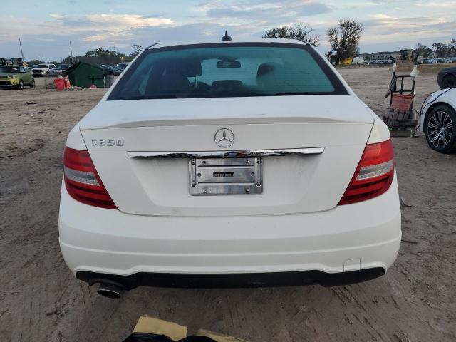 Photo 5 VIN: WDDGF4HB4EA963775 - MERCEDES-BENZ C 250 