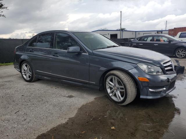 Photo 3 VIN: WDDGF4HB4EA967499 - MERCEDES-BENZ C 250 