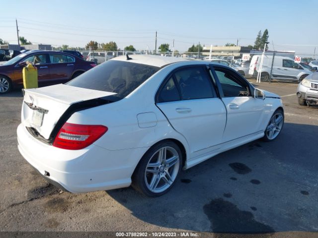 Photo 3 VIN: WDDGF4HB4EG188326 - MERCEDES-BENZ C 250 