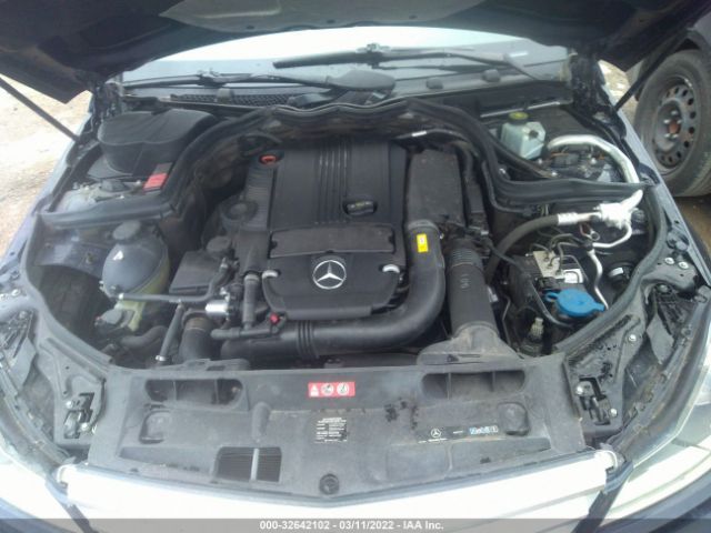 Photo 9 VIN: WDDGF4HB5CA604156 - MERCEDES-BENZ C-CLASS 