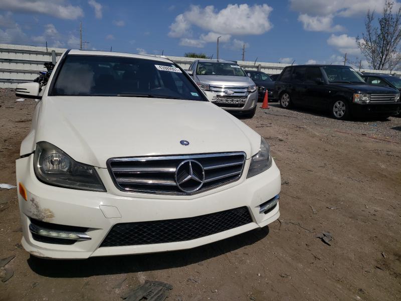 Photo 8 VIN: WDDGF4HB5CA609888 - MERCEDES-BENZ C 250 