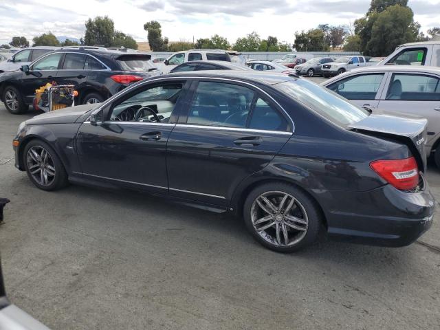 Photo 1 VIN: WDDGF4HB5CA645886 - MERCEDES-BENZ C 250 