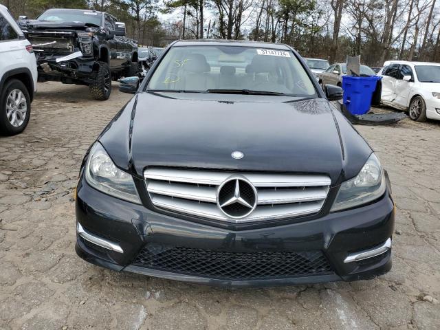 Photo 4 VIN: WDDGF4HB5CR195240 - MERCEDES-BENZ C-CLASS 