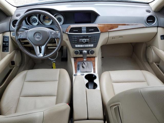 Photo 7 VIN: WDDGF4HB5CR195240 - MERCEDES-BENZ C-CLASS 