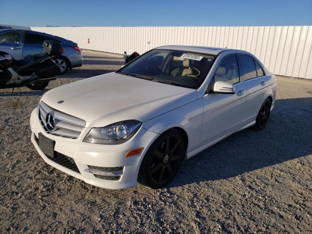 Photo 1 VIN: WDDGF4HB5CR211842 - MERCEDES-BENZ C 250 