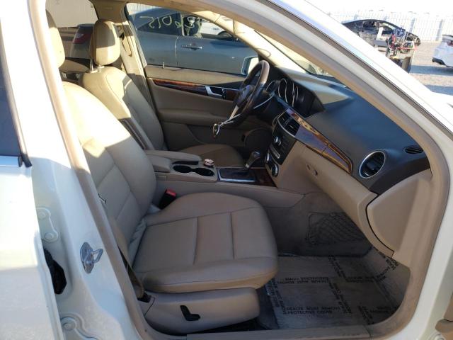 Photo 4 VIN: WDDGF4HB5CR211842 - MERCEDES-BENZ C 250 