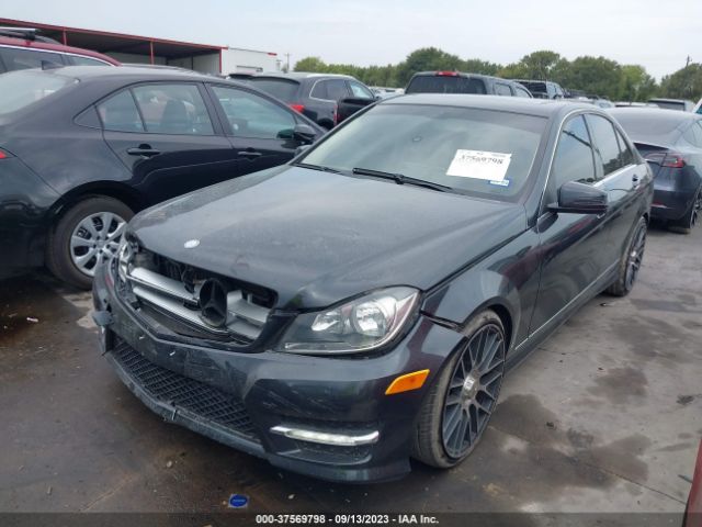 Photo 1 VIN: WDDGF4HB5CR215728 - MERCEDES-BENZ C-CLASS 