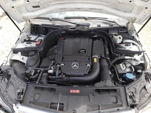 Photo 10 VIN: WDDGF4HB5CR229886 - MERCEDES-BENZ C-CLASS 