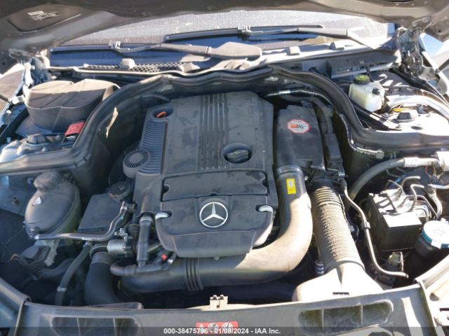 Photo 9 VIN: WDDGF4HB5CR232013 - MERCEDES-BENZ C 250 