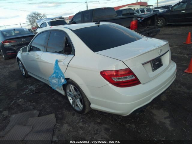 Photo 2 VIN: WDDGF4HB5CR233615 - MERCEDES-BENZ C-CLASS 