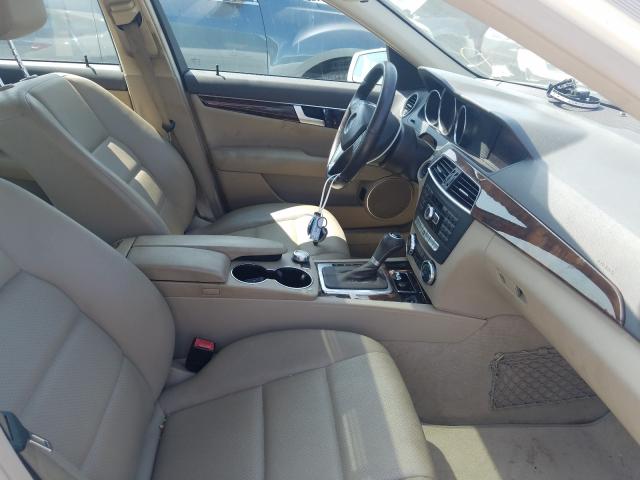 Photo 4 VIN: WDDGF4HB5CR237826 - MERCEDES-BENZ C 250 