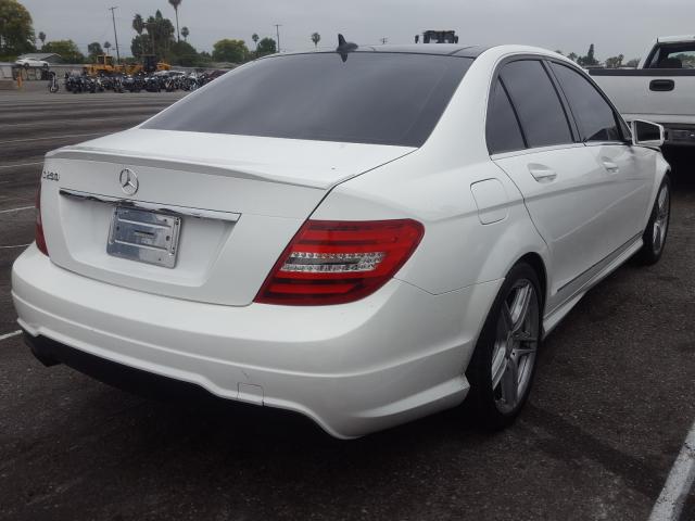 Photo 3 VIN: WDDGF4HB5DA756178 - MERCEDES-BENZ C 250 