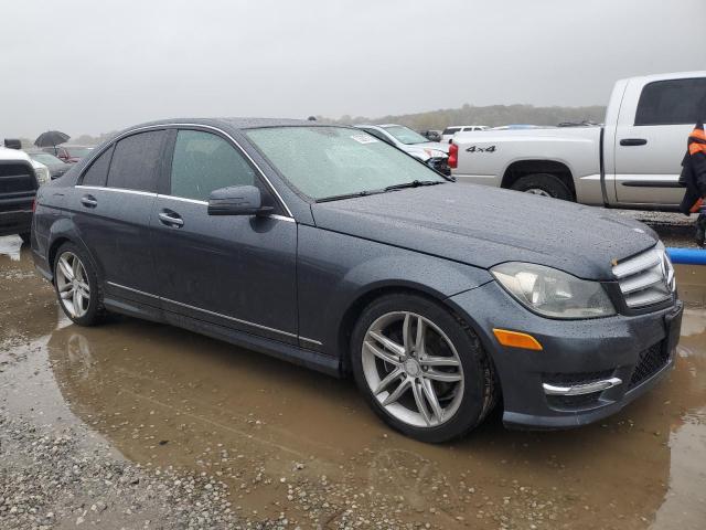 Photo 3 VIN: WDDGF4HB5DA769769 - MERCEDES-BENZ C-CLASS 