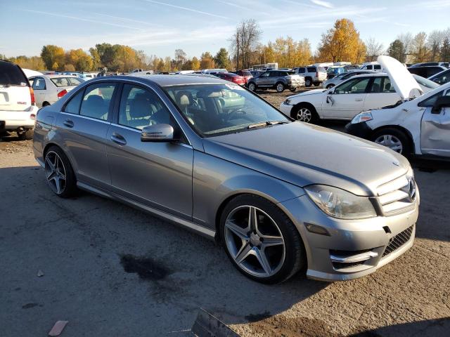 Photo 3 VIN: WDDGF4HB5DA775541 - MERCEDES-BENZ C-CLASS 