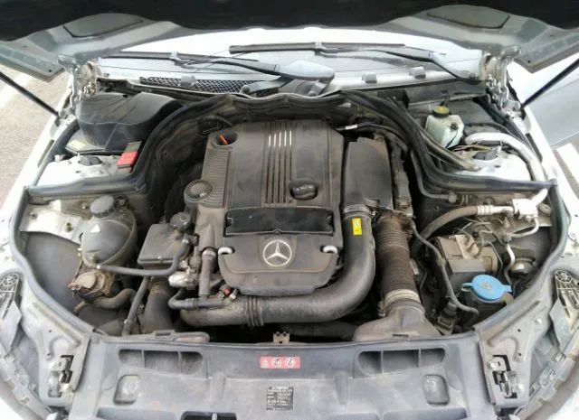 Photo 9 VIN: WDDGF4HB5DA804407 - MERCEDES-BENZ C-CLASS 