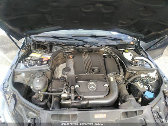 Photo 9 VIN: WDDGF4HB5DA828111 - MERCEDES-BENZ C 250 