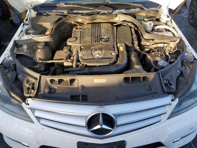 Photo 10 VIN: WDDGF4HB5DA872772 - MERCEDES-BENZ C 250 