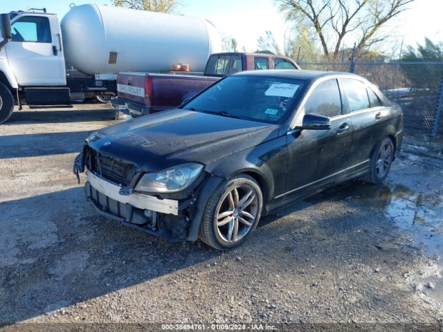 Photo 1 VIN: WDDGF4HB5DR243062 - MERCEDES-BENZ C 250 