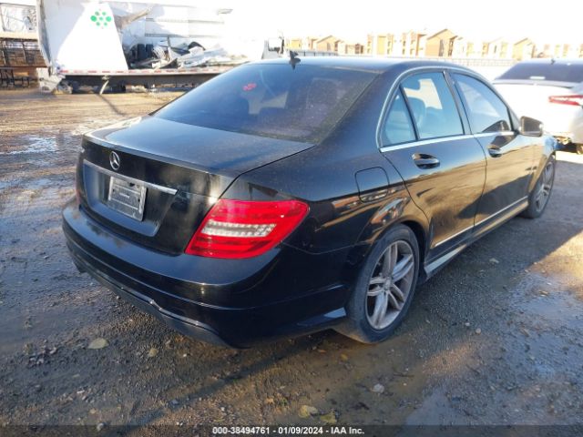 Photo 3 VIN: WDDGF4HB5DR243062 - MERCEDES-BENZ C 250 