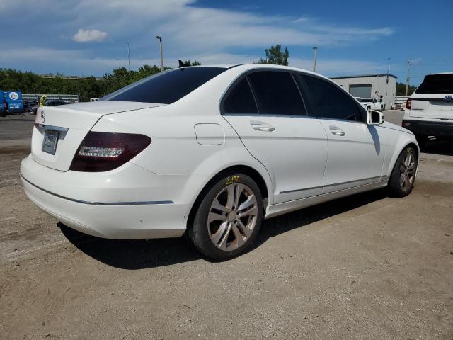 Photo 2 VIN: WDDGF4HB5DR246849 - MERCEDES-BENZ C 250 