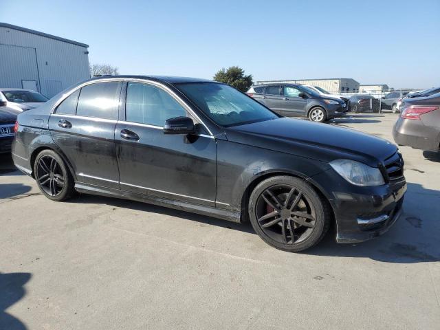 Photo 3 VIN: WDDGF4HB5DR250934 - MERCEDES-BENZ C 250 