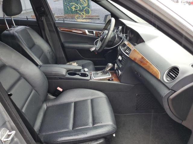 Photo 4 VIN: WDDGF4HB5DR251534 - MERCEDES-BENZ C 250 