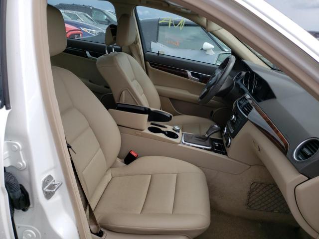 Photo 4 VIN: WDDGF4HB5DR267488 - MERCEDES-BENZ C 250 