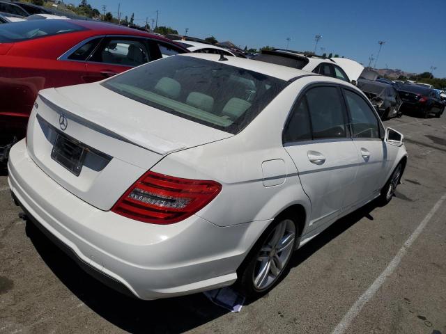 Photo 2 VIN: WDDGF4HB5DR270536 - MERCEDES-BENZ C-CLASS 