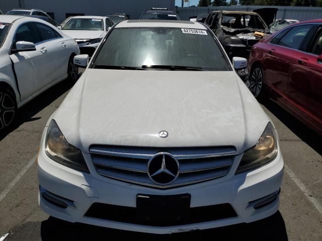 Photo 4 VIN: WDDGF4HB5DR270536 - MERCEDES-BENZ C-CLASS 