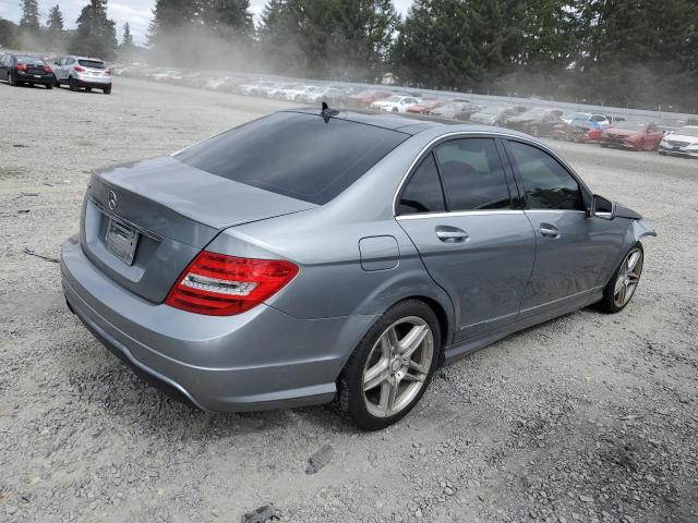 Photo 2 VIN: WDDGF4HB5DR273002 - MERCEDES-BENZ C 250 