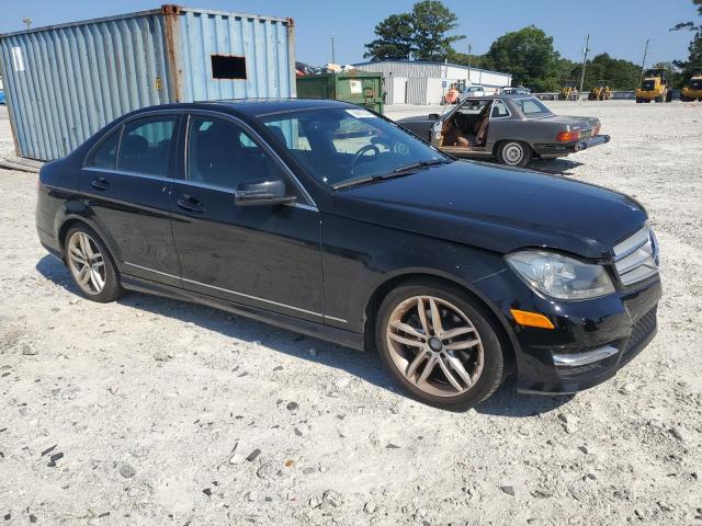 Photo 3 VIN: WDDGF4HB5DR290401 - MERCEDES-BENZ C 250 