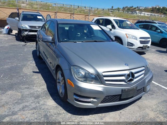 Photo 0 VIN: WDDGF4HB5DR291175 - MERCEDES-BENZ C 250 