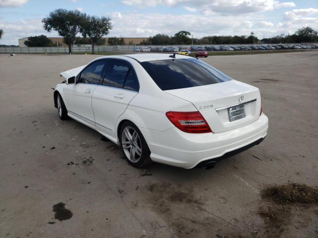 Photo 2 VIN: WDDGF4HB5DR295484 - MERCEDES-BENZ C 250 