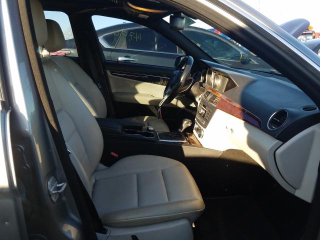 Photo 4 VIN: WDDGF4HB5DR296425 - MERCEDES-BENZ C 250 