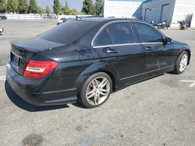 Photo 2 VIN: WDDGF4HB5DR300683 - MERCEDES-BENZ C 250 