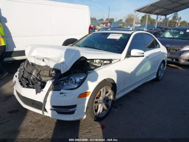 Photo 1 VIN: WDDGF4HB5EA949352 - MERCEDES-BENZ C 250 