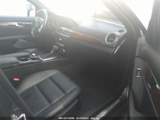 Photo 4 VIN: WDDGF4HB5EA954695 - MERCEDES-BENZ C-CLASS 