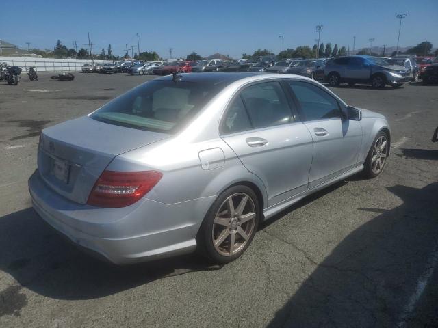 Photo 2 VIN: WDDGF4HB5EA961825 - MERCEDES-BENZ C-CLASS 