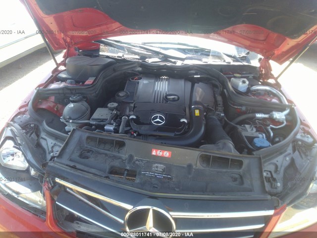 Photo 9 VIN: WDDGF4HB5EA964983 - MERCEDES-BENZ C-CLASS 