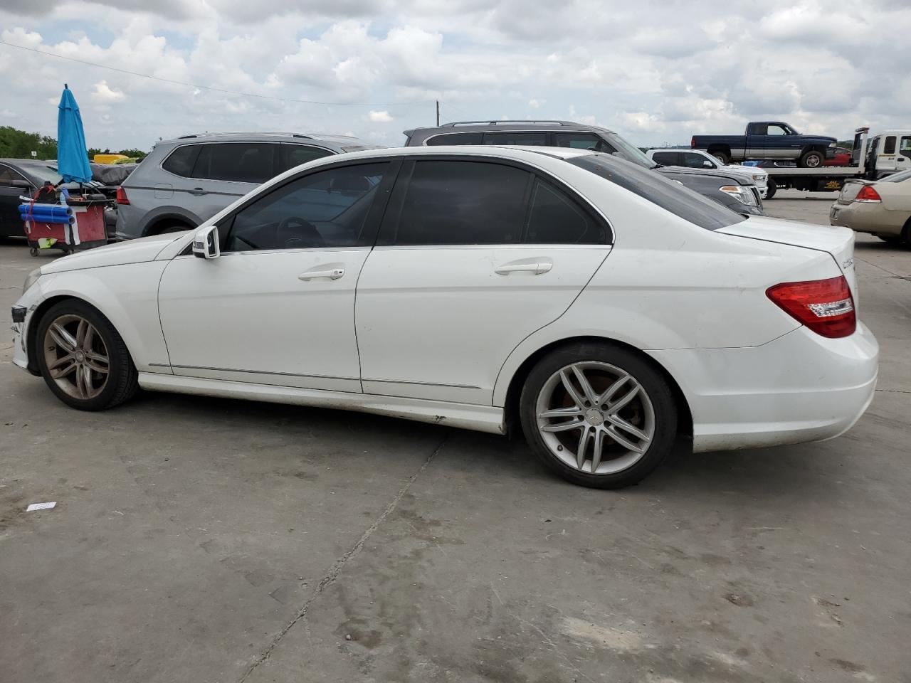 Photo 1 VIN: WDDGF4HB5EG221026 - MERCEDES-BENZ C-KLASSE 