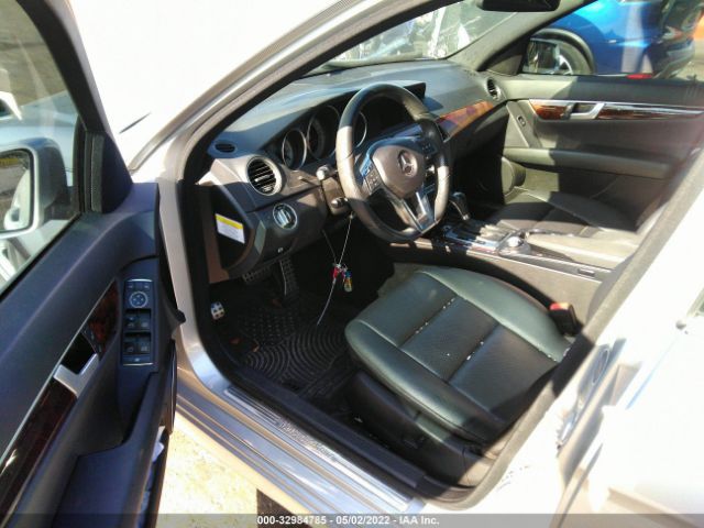 Photo 4 VIN: WDDGF4HB5EG238277 - MERCEDES-BENZ C-CLASS 