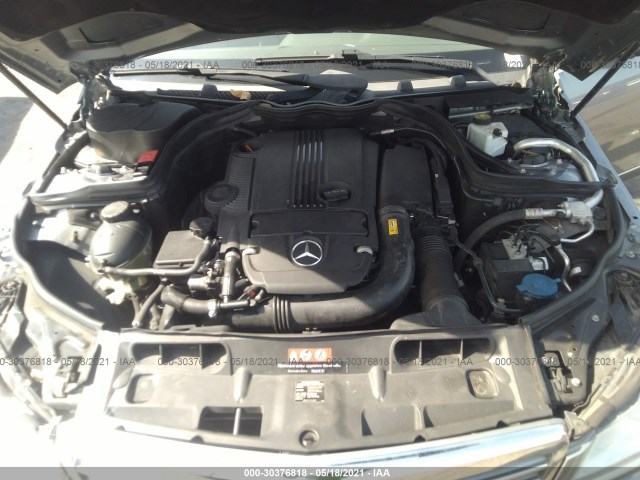 Photo 9 VIN: WDDGF4HB5EG248551 - MERCEDES-BENZ C-CLASS 